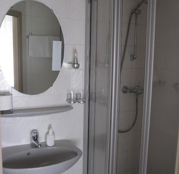 ホテル Maifelder Hof