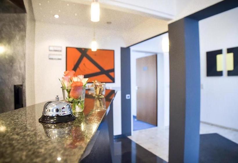 בית מלון כפרי Mautner Airport Und Messe