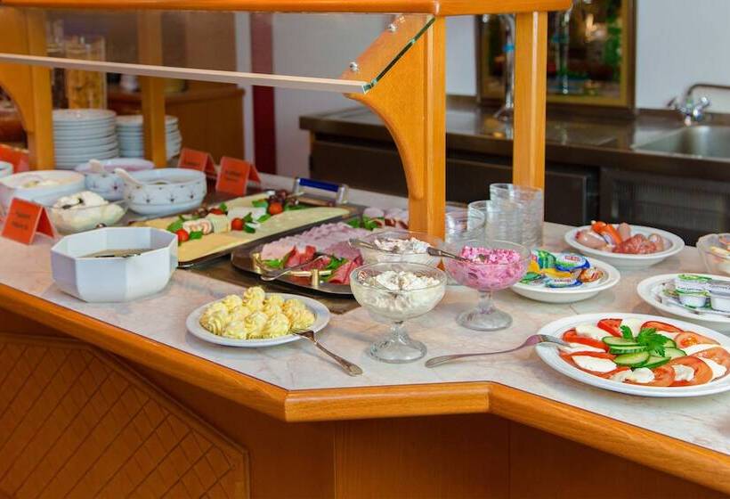 فندق Montana Lauenau