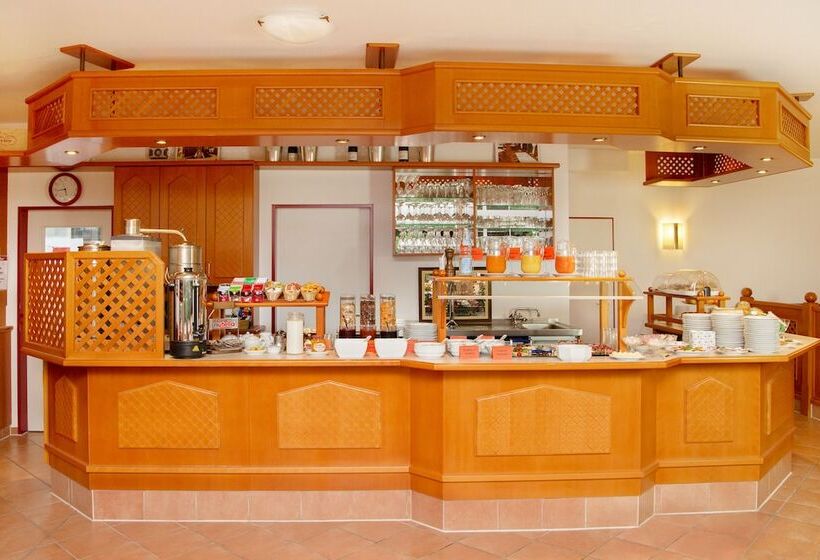 فندق Montana Lauenau