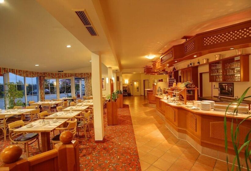 فندق Montana Lauenau