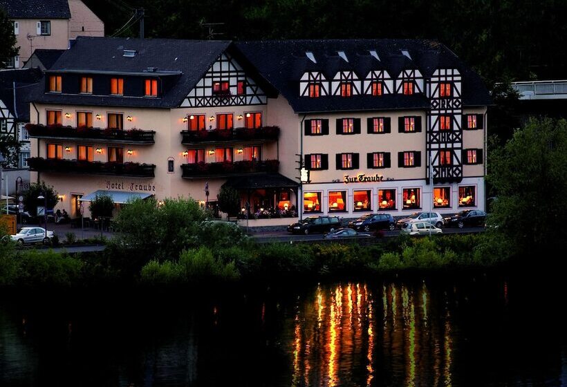 Moselhotel & Restaurant Zur Traube Gmbh