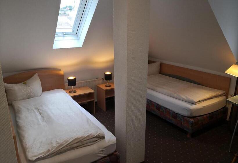 酒店 Pension Am Heusteig