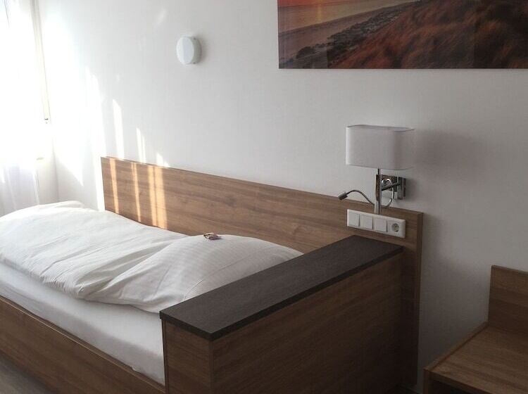 ホテル Post Viernheim Ug