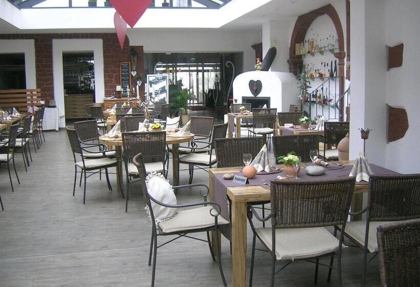 호텔 Restaurant Pfälzer Hof