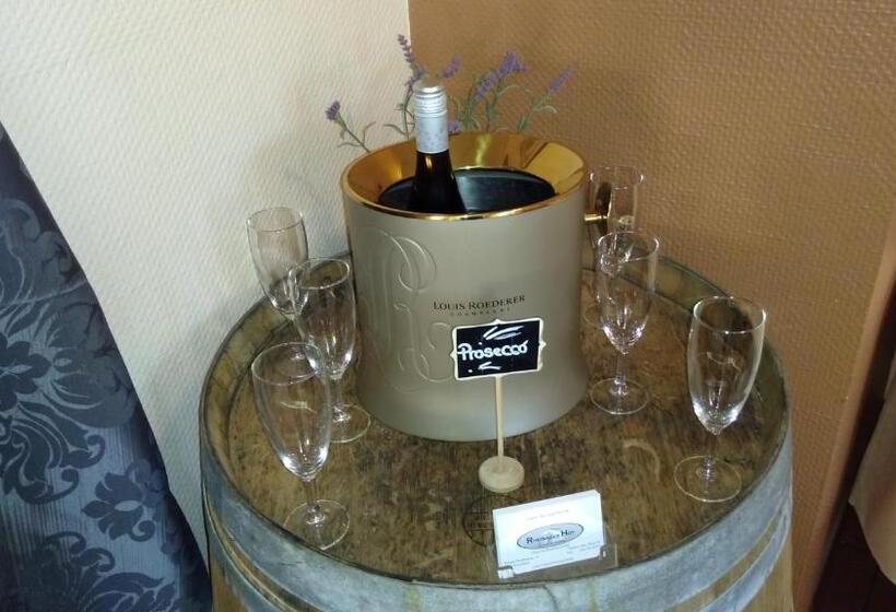 ホテル Rheinauer Hof   Bed & Breakfast