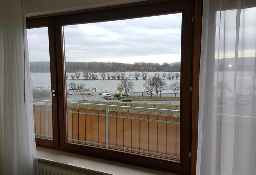 Отель Ruthmann Rheinblick Garni