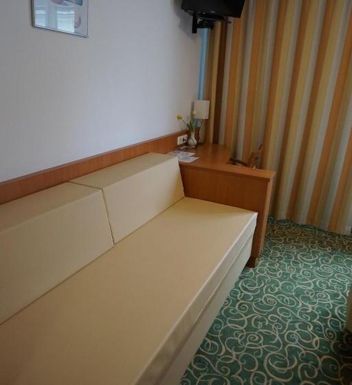 Отель Ruthmann Rheinblick Garni