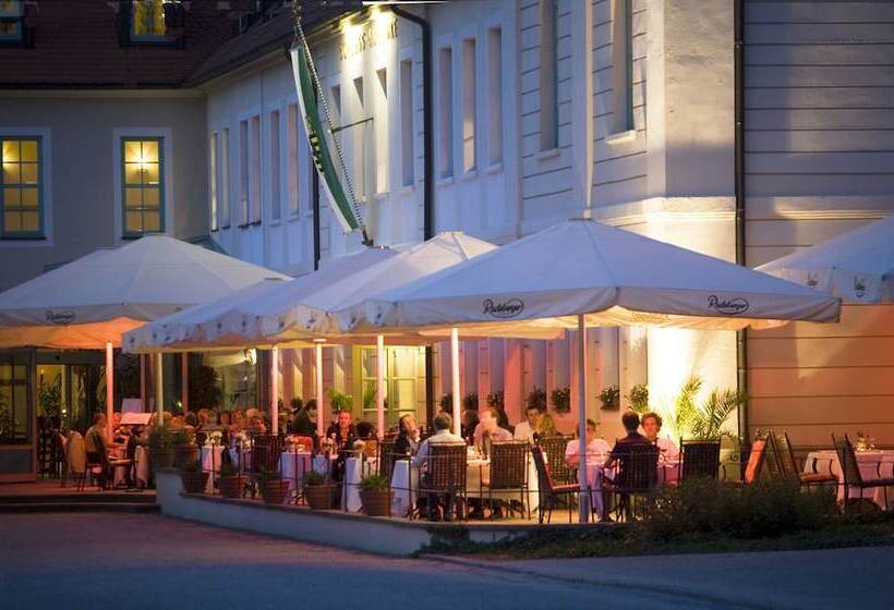 Schloss Hotel Dresden Pillnitz