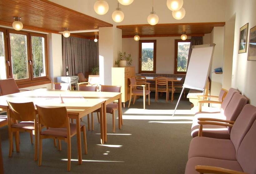 בית מלון כפרי Stiftsberg   Bildungs  Und Freizeitzentrum