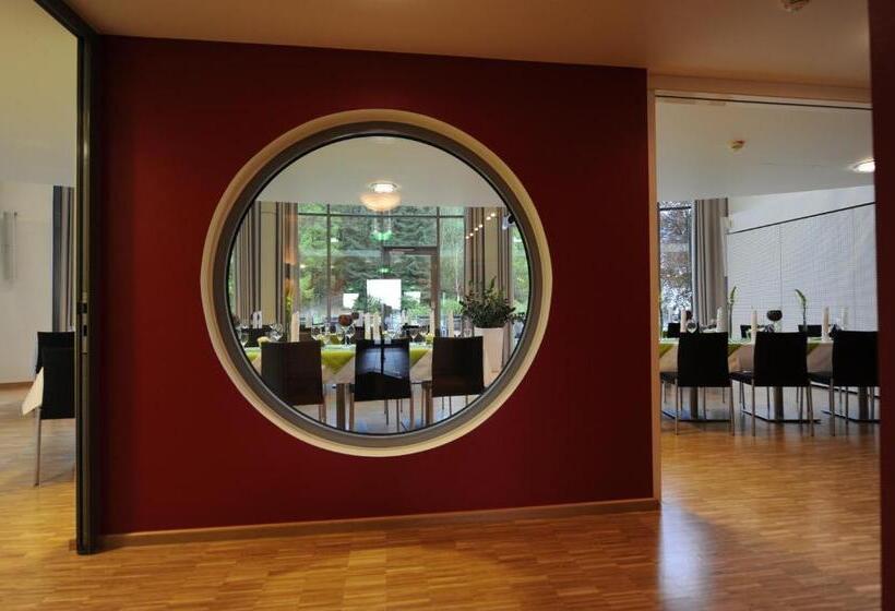 Отель Und Kongresszentrum Wanderath