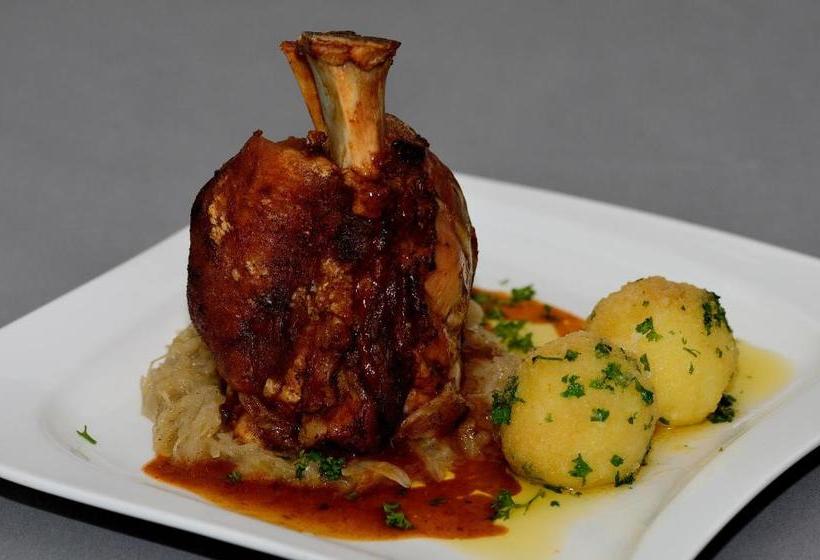 Отель Zum Josefshof