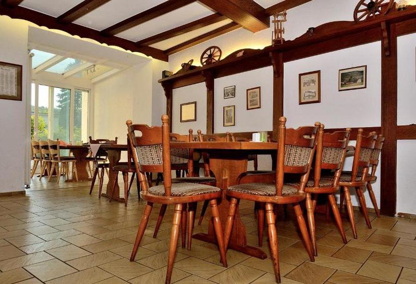 Отель Zum Josefshof