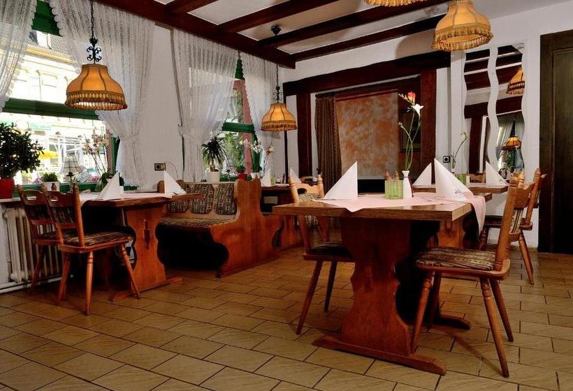 Отель Zum Josefshof