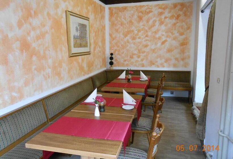 ホテル Zum Josefshof