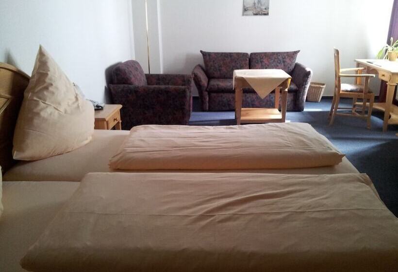 Отель Weinheber Hornung