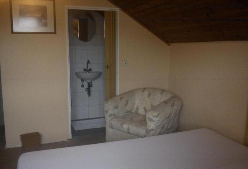 ホテル Zur Küferschenke