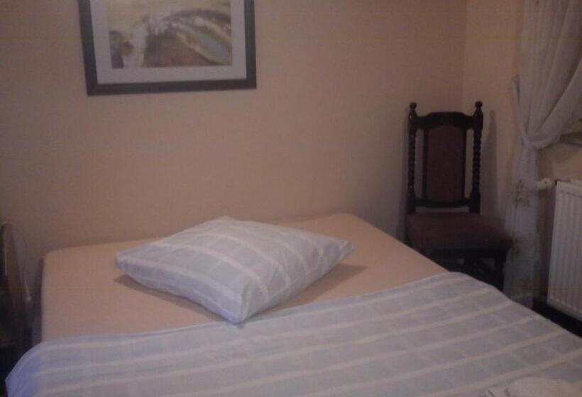 ホテル Zur Küferschenke