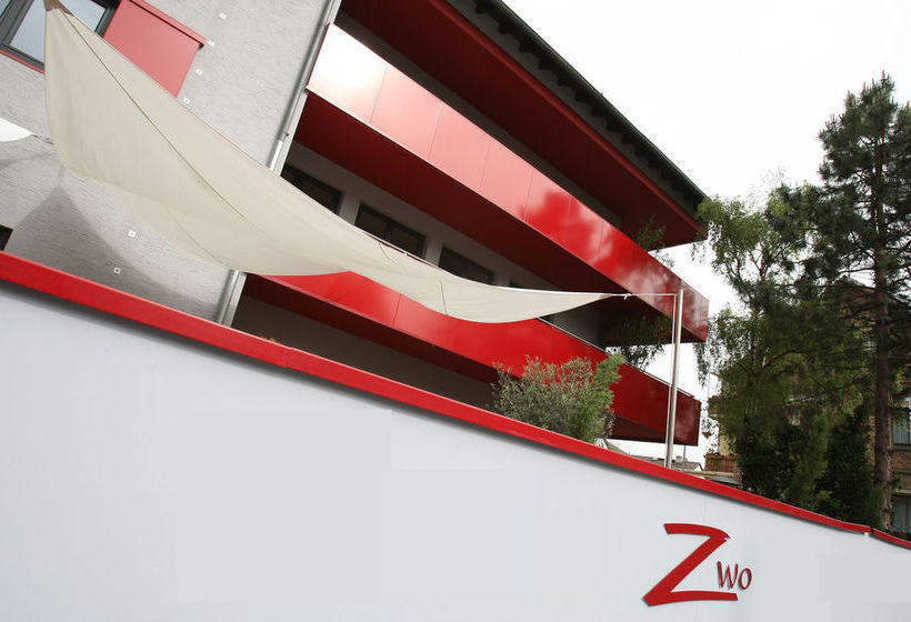 ホテル Zwo