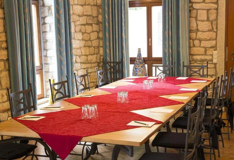 Landhotel & Weingut Espenhof