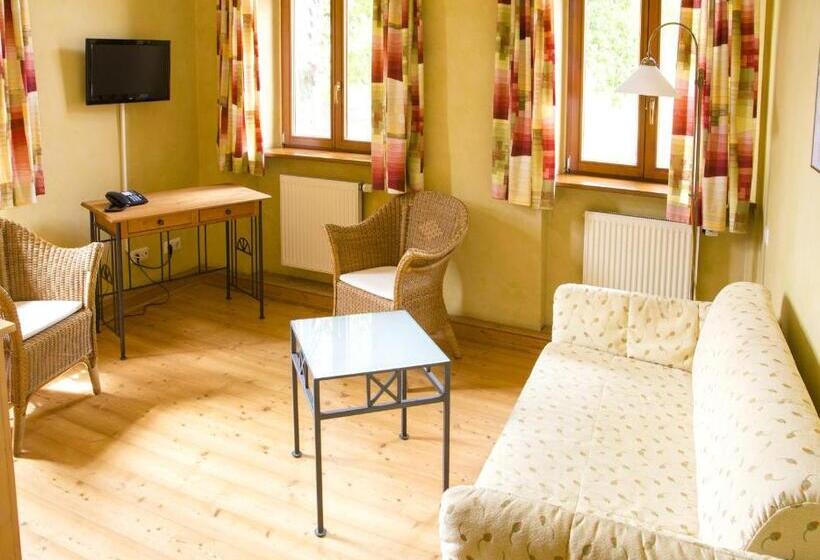 Landhotel & Weingut Espenhof