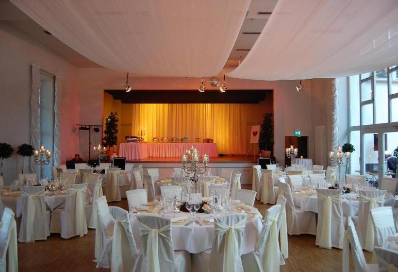 Landhotel Zum Schwanen Mit Restaurant Mona Liza