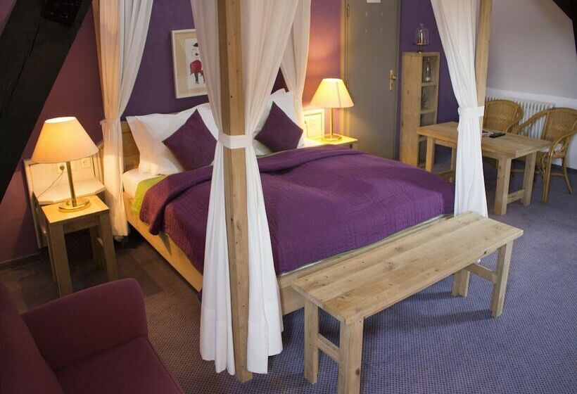 Malteser Komturei Hotel / Restaurant