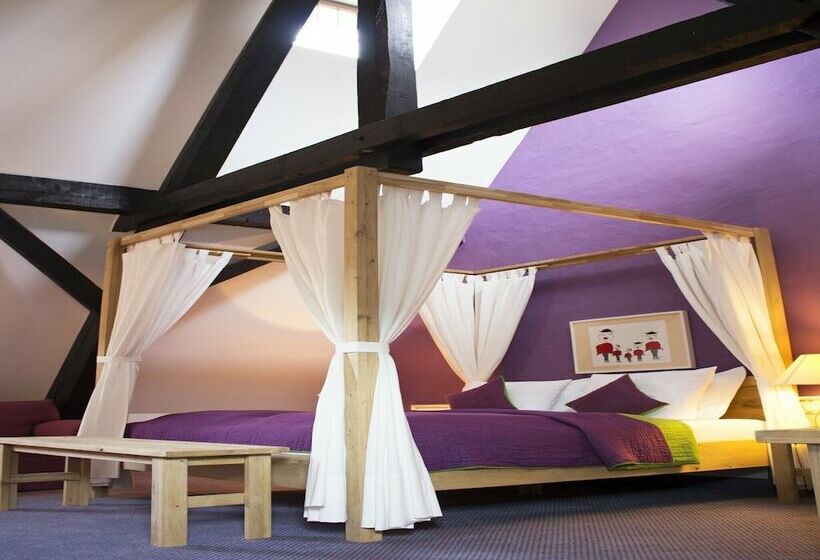 Malteser Komturei Hotel / Restaurant