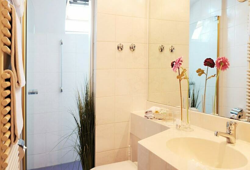 Malteser Komturei Hotel / Restaurant