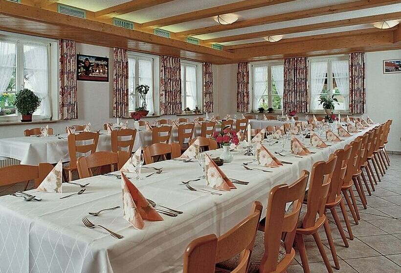 بنسيون Gasthaus Kranz