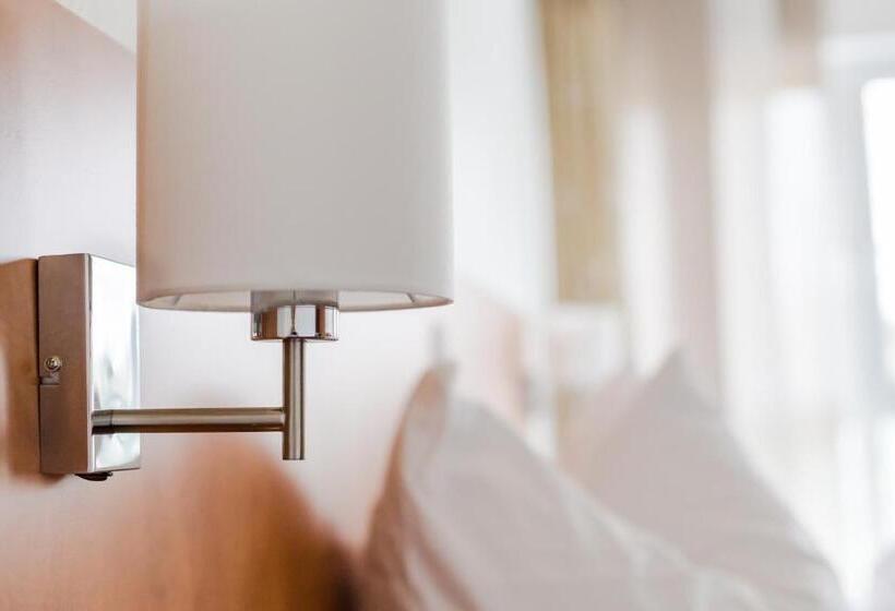 Пансион Gästehaus Wilgersdorf Gmbh