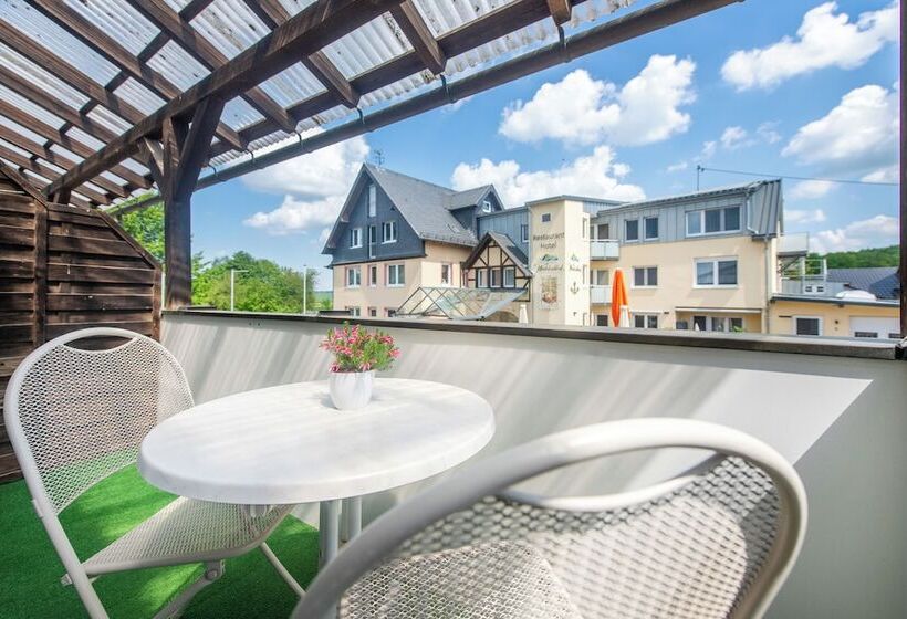 פנסיון Waldesblick, Hotel Restaurant