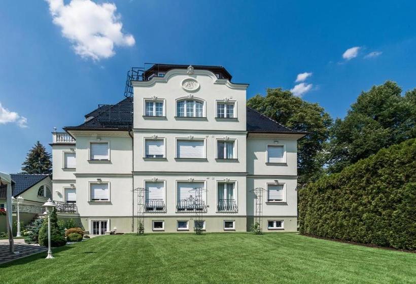 Villa Am Waldschlösschen