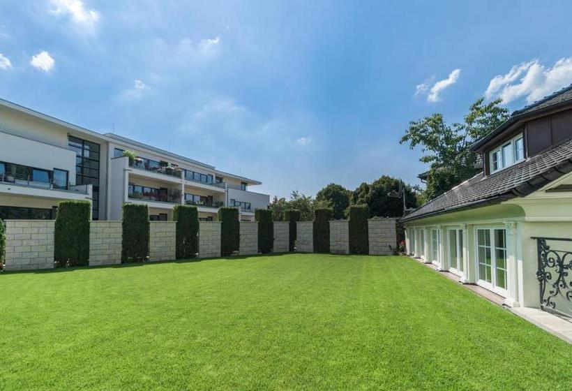 Villa Am Waldschlösschen