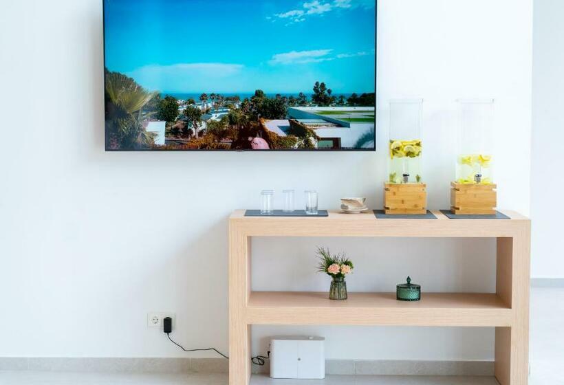 فندق Alannia Salou