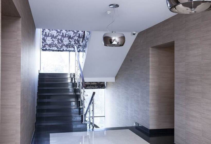 Art Residence Apartments