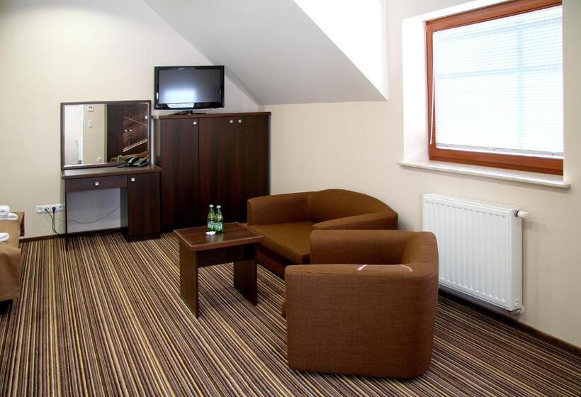 בית מלון כפרי Aviator Kielce