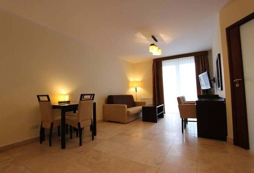 Avangard By Baltic Home