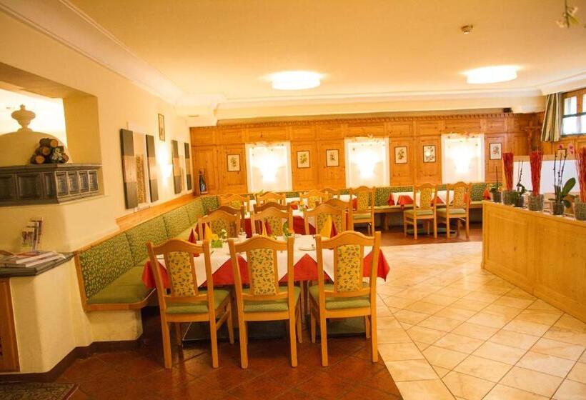 Gastwirtschaft & Hotel Holzinger