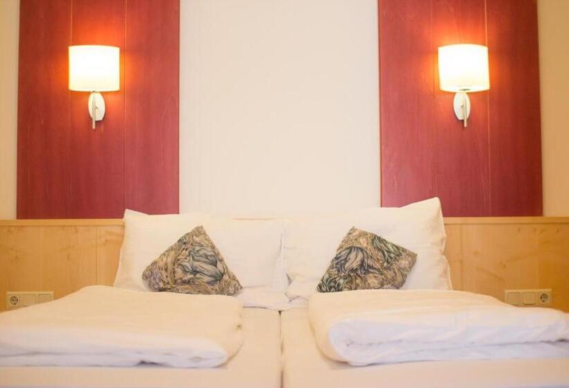 Gastwirtschaft & Hotel Holzinger