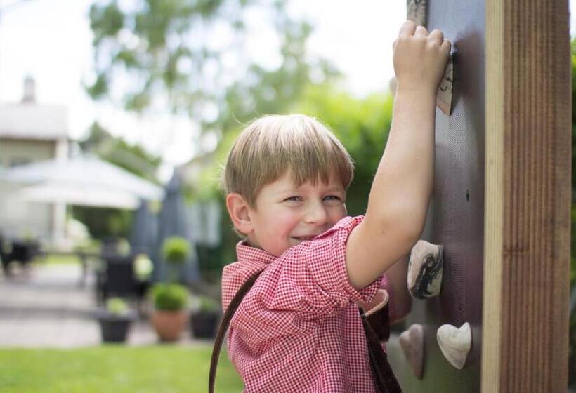 Gastwirtschaft & Hotel Holzinger