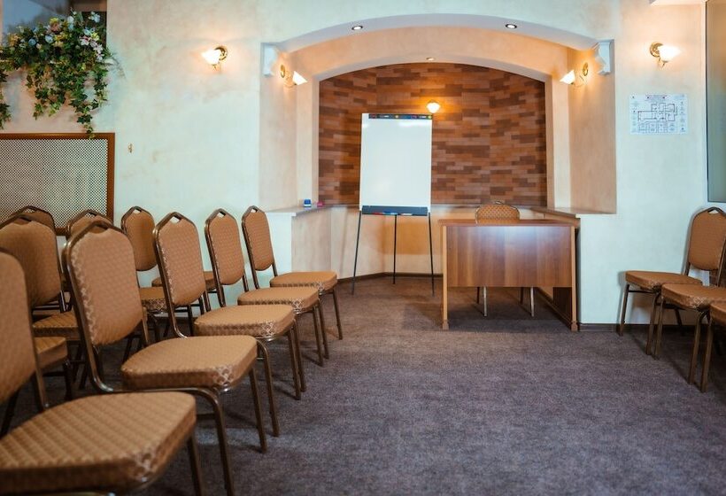 Gloria Hotel Chelyabinsk