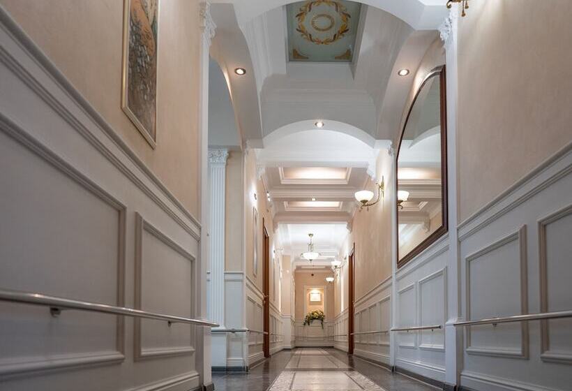 Gloria Hotel Chelyabinsk