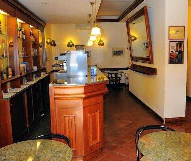 בית מלון כפרי Albergo Italia Di Nardi Renzo & C Snc