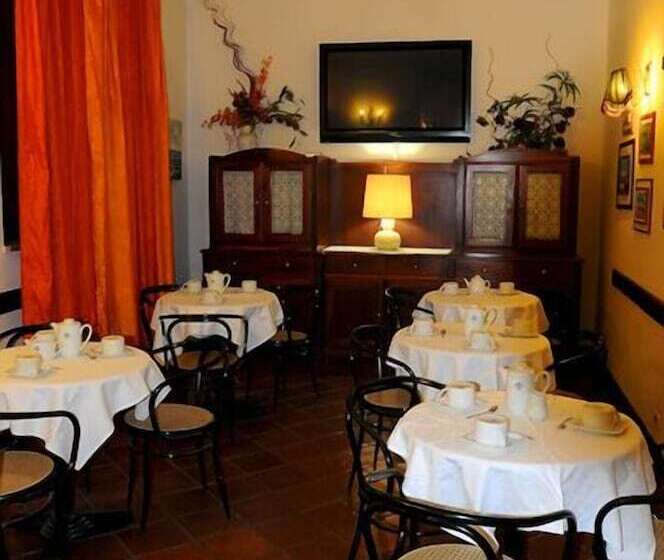 בית מלון כפרי Albergo Italia Di Nardi Renzo & C Snc