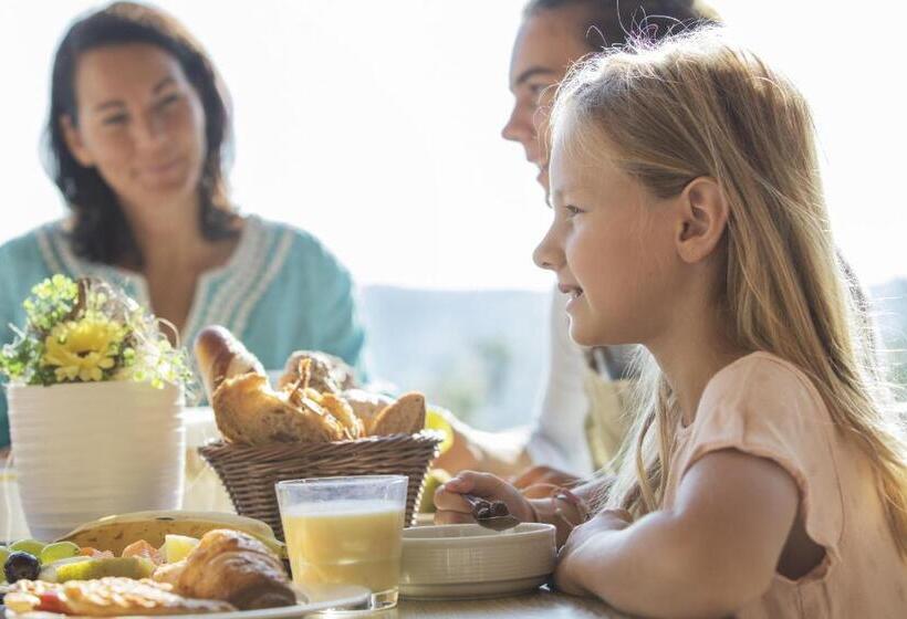 فندق Aldiana Club Ampflwang