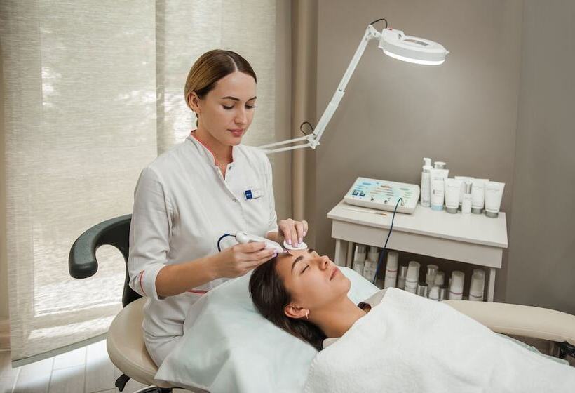 هتل Alean Family Resort & Spa Biarritz