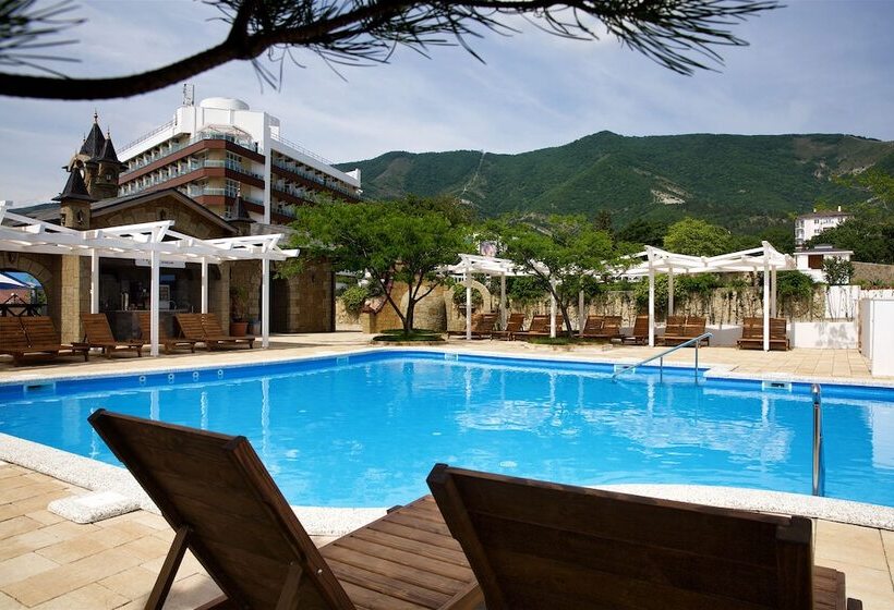 هتل Alean Family Resort & Spa Biarritz