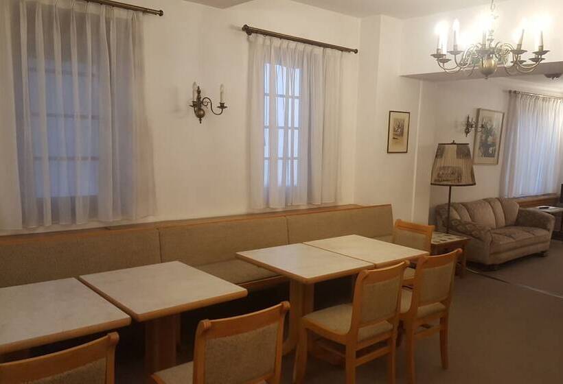 فندق Alt Steinbach