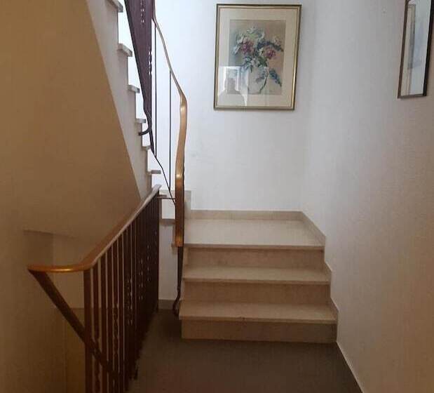 فندق Alt Steinbach